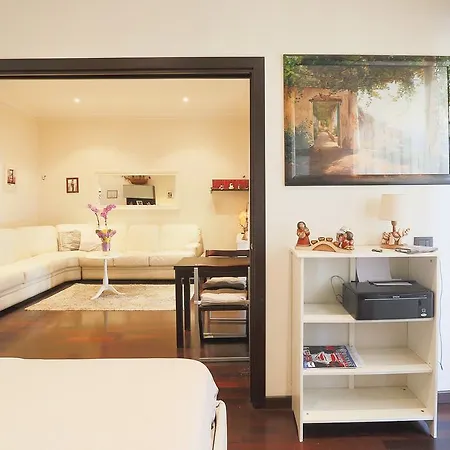 Suntime Attic Apartment *